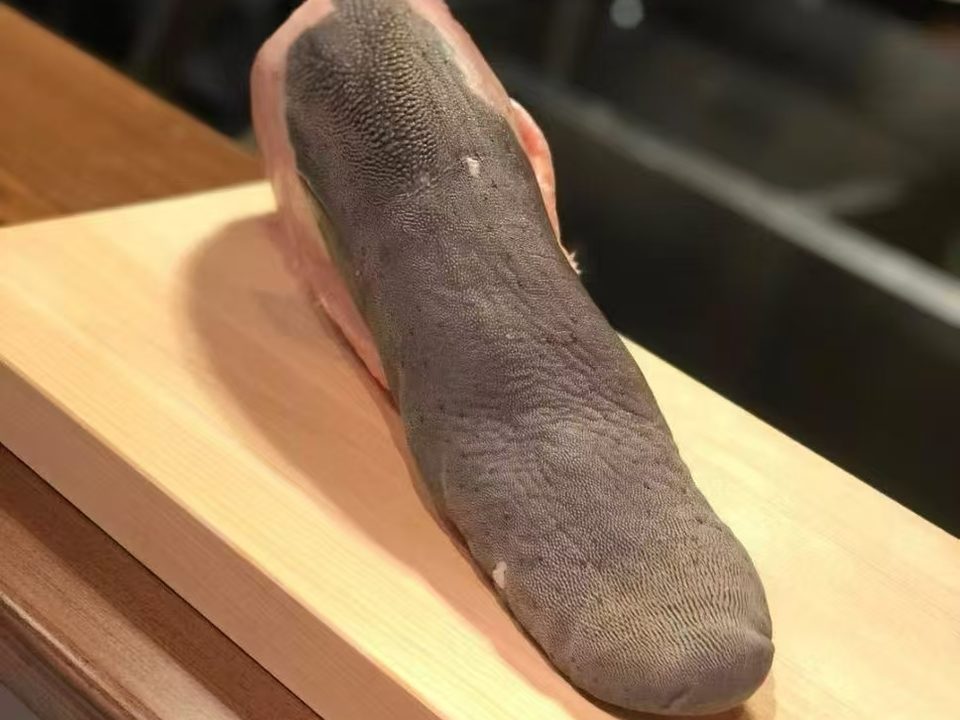 Whole raw beef tongue